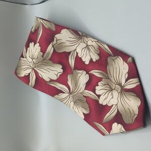 Iris or Lily Flower TOMMY BAHAMA 100% Silk Neck Tie Off Island Handmade